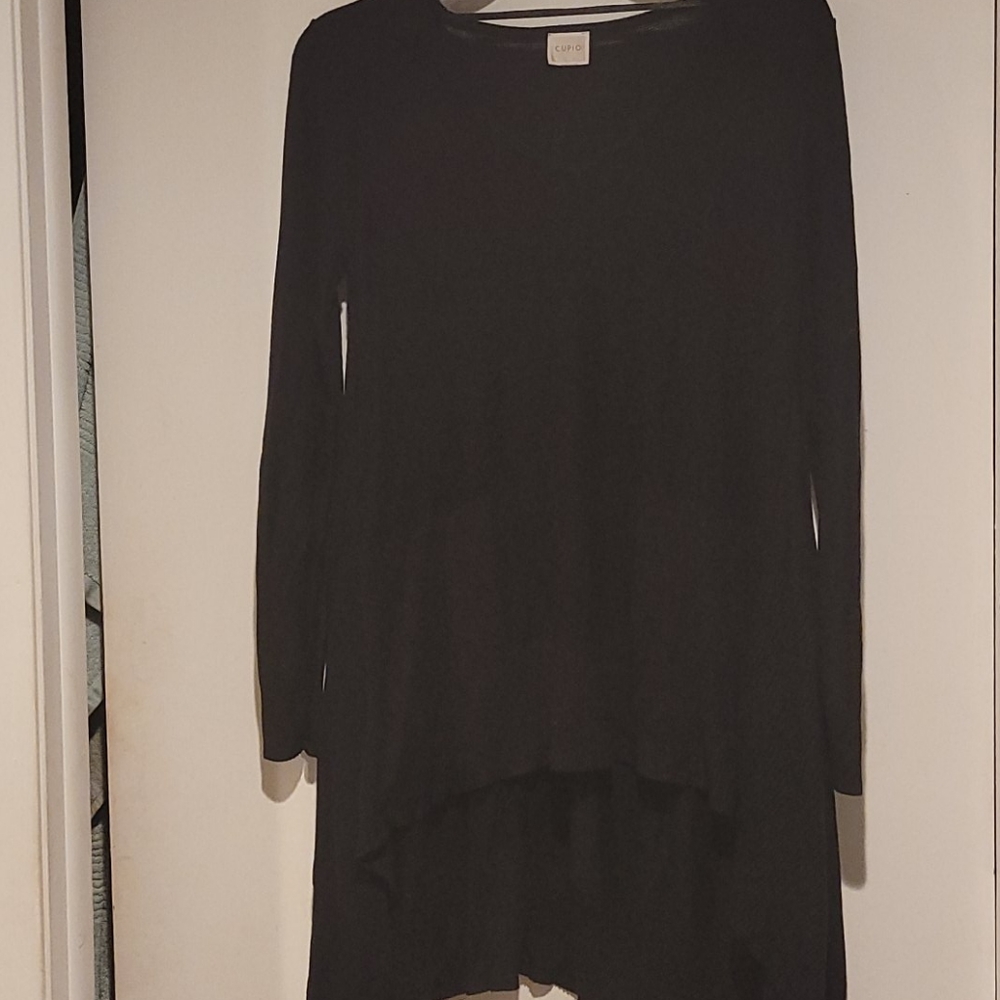 Cupio Black Sweater Size L